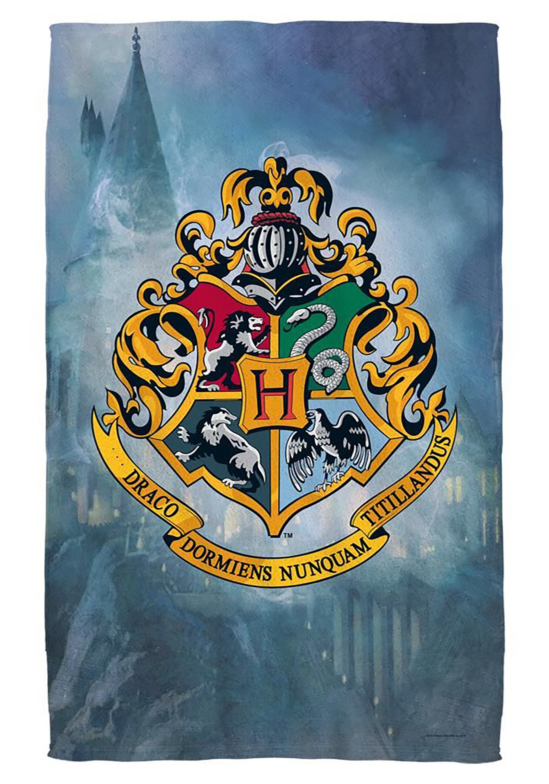 harry-potter-hogwarts-crest-bath-towel.j