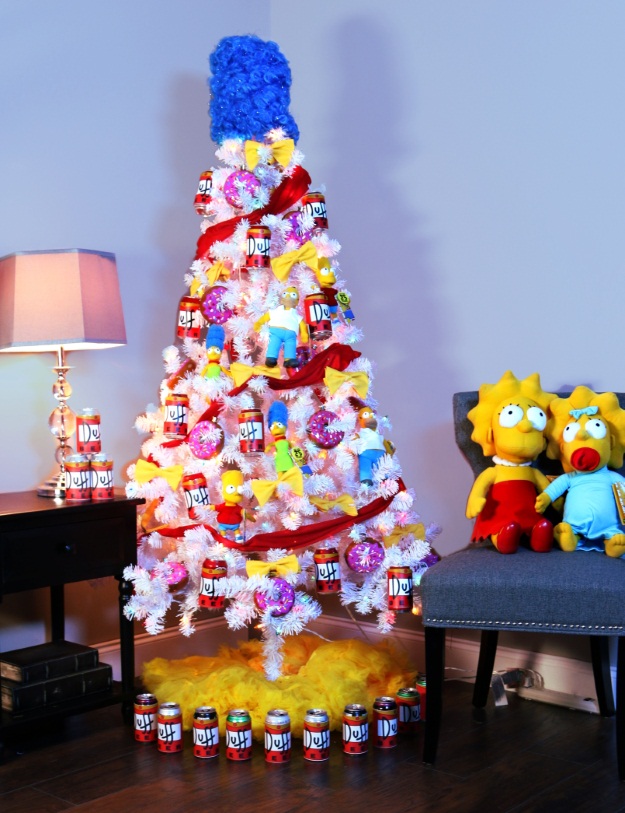 the-simpsons-theme-christmas-tree--pop-c