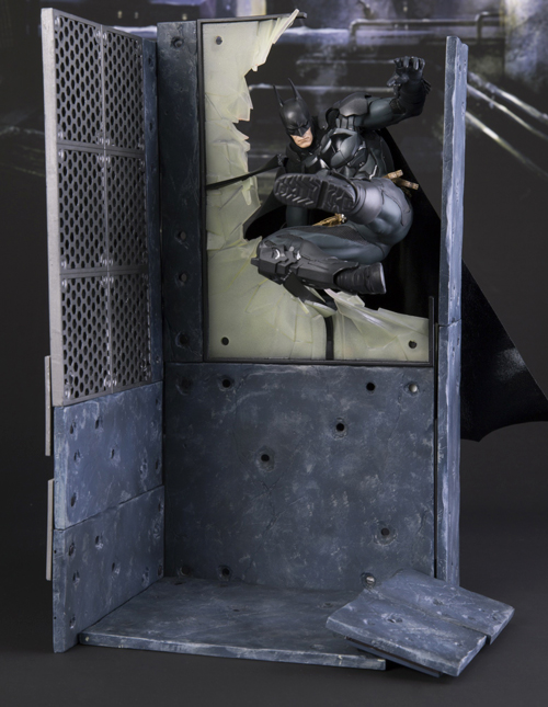 Arkham Knight Statue