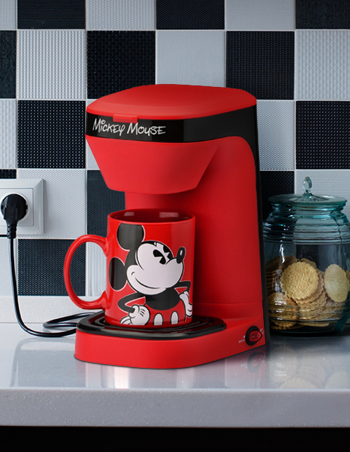 Mickey coffee Bar  Disney kitchen decor, Disney home decor, Disney room  decor