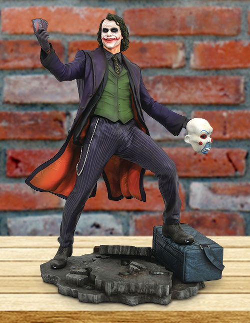 Joker Statue