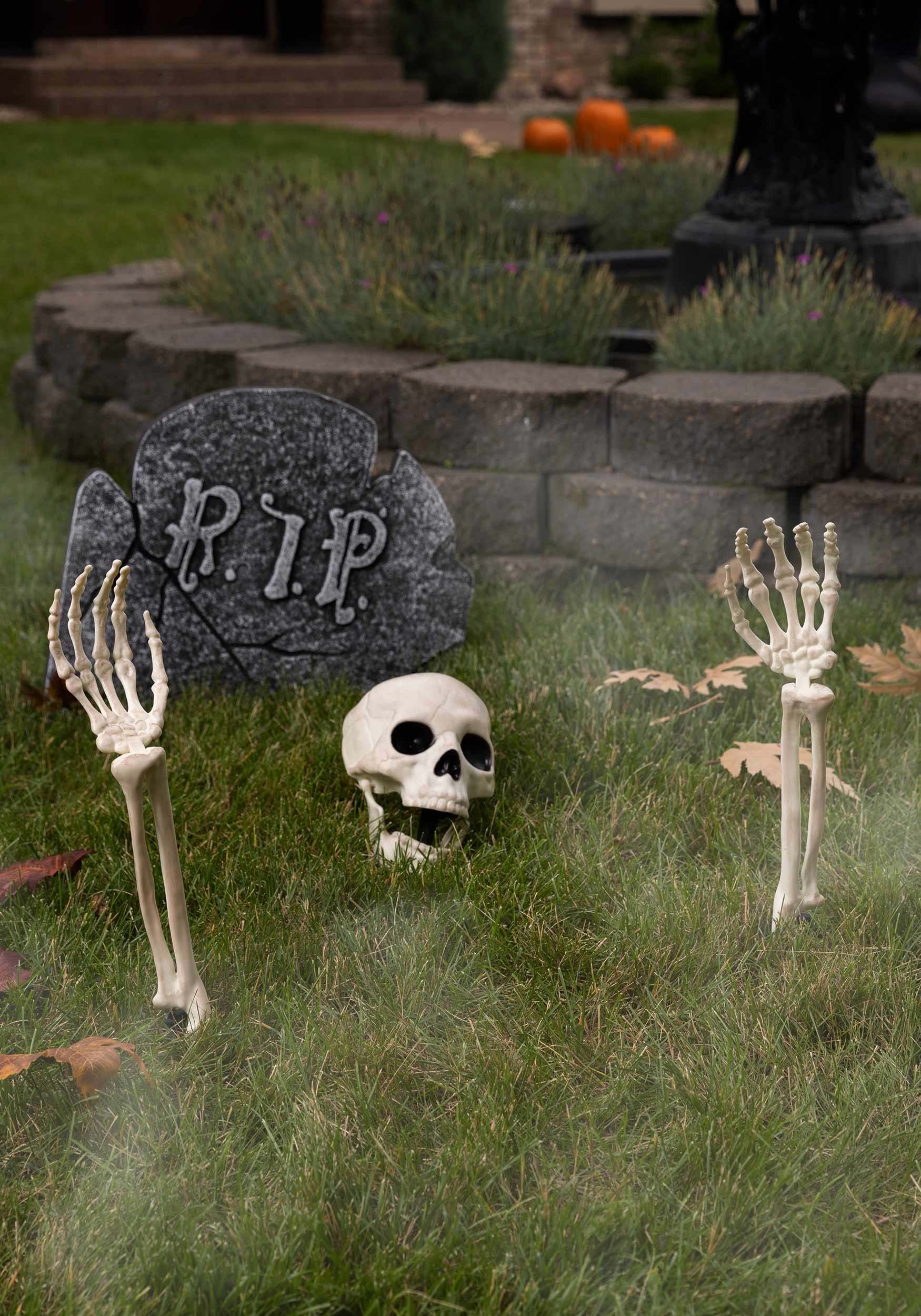 Halloween 3 pcs Buried Alive Skeleton Decoration Kit