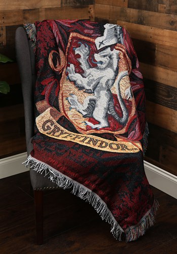 Harry Potter: Gryffindor Crest Tapestry Throw Update