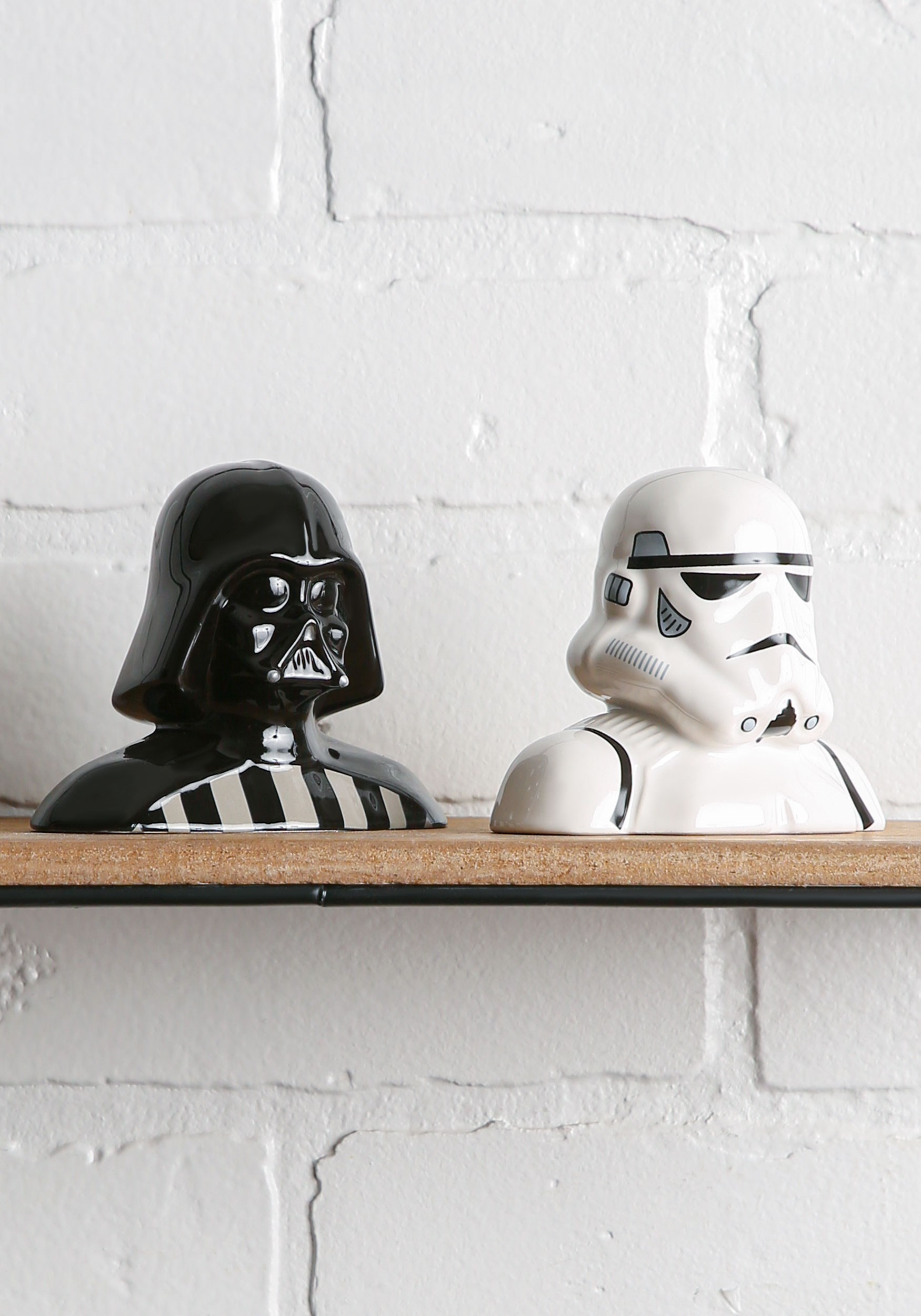 Darth Vader & Storm Trooper Star Wars Salt & Pepper Shakers