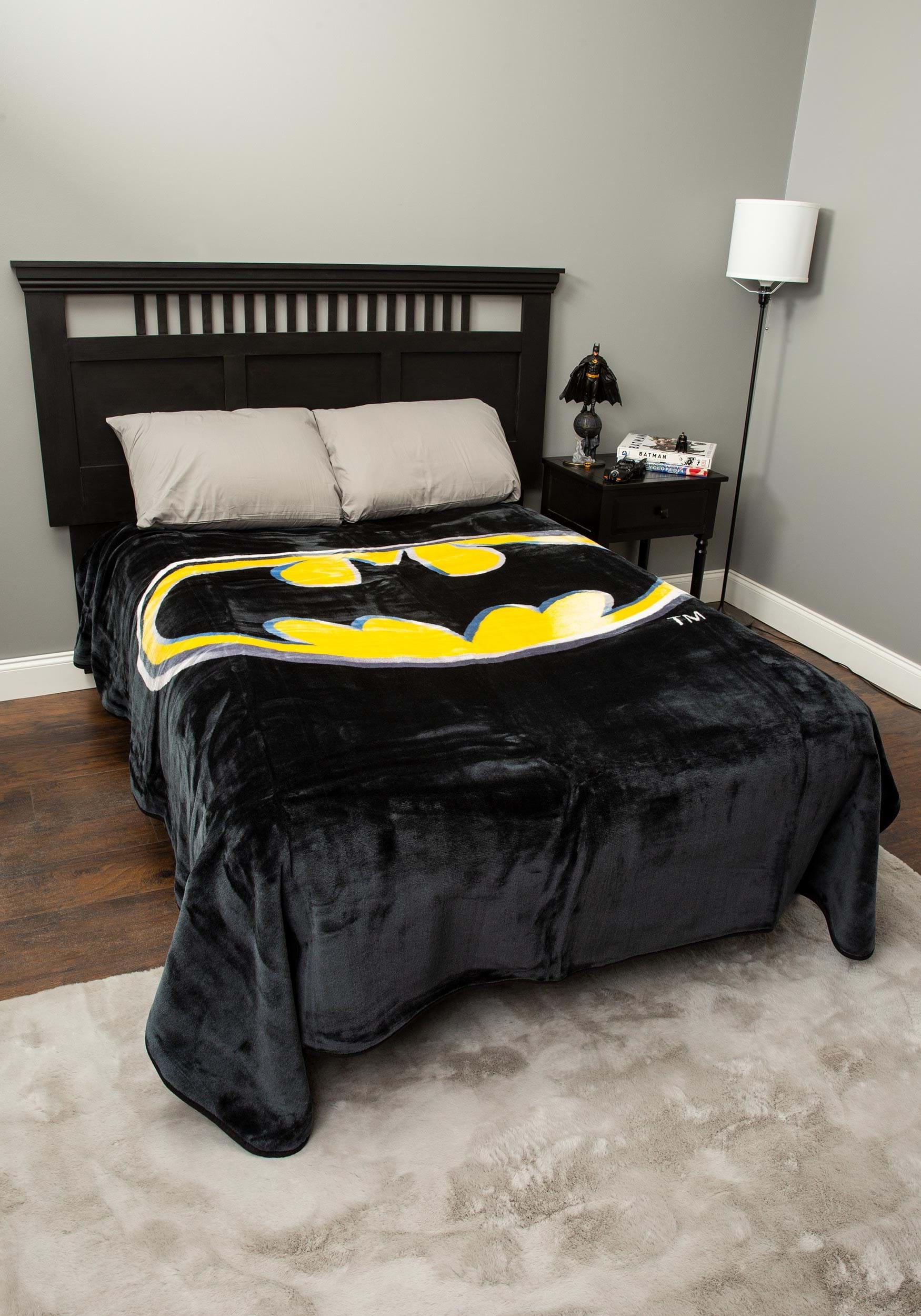 Batman Logo Queen Blanket