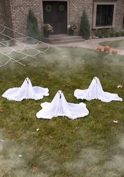 Tres Ghostly Lawn Decoration