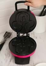 Minnie Mouse Face Disney Waffle Maker Alt 1