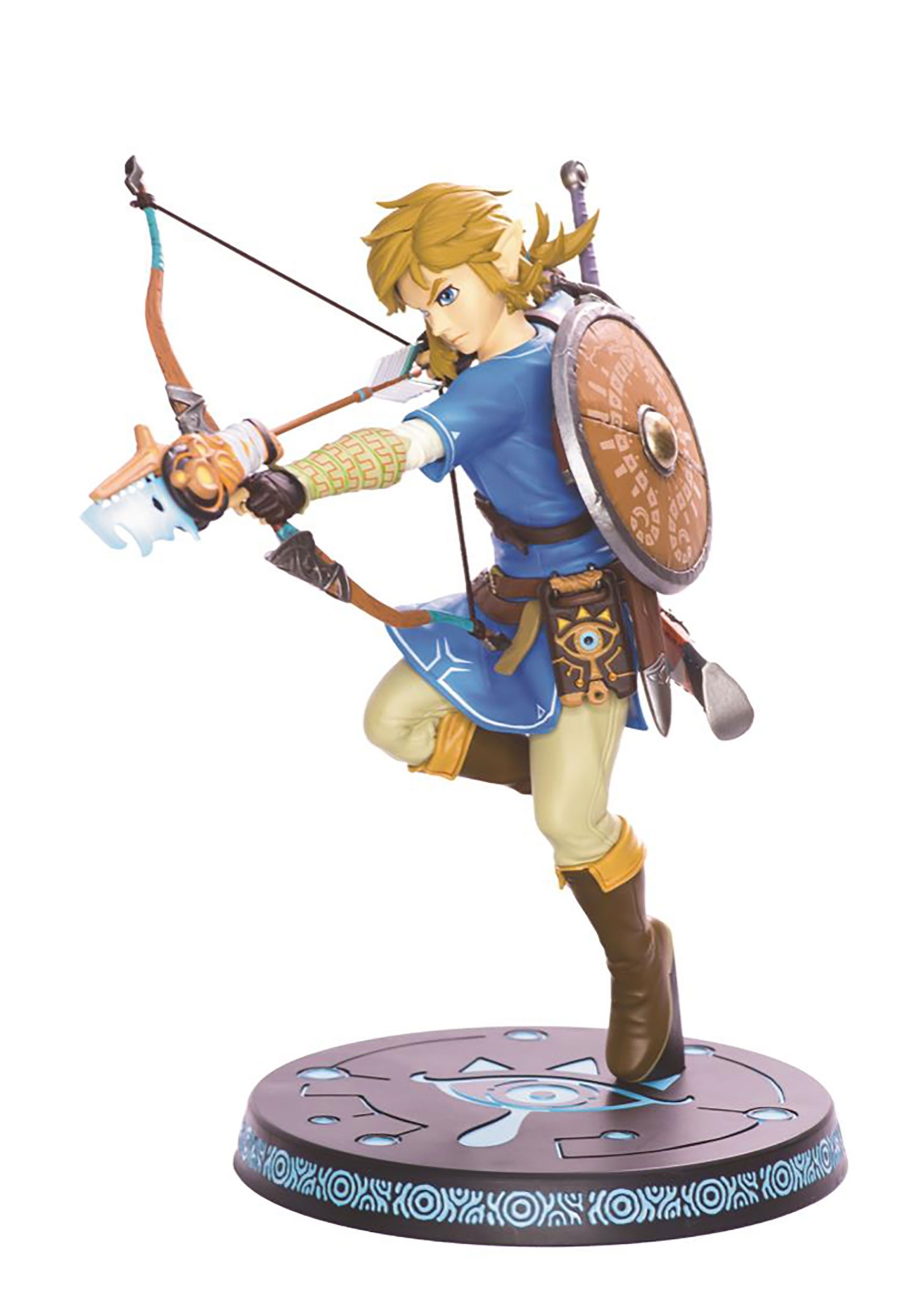 The Legend of Zelda Breath of the Wild Link Master Sword Figure Statue Toy  New