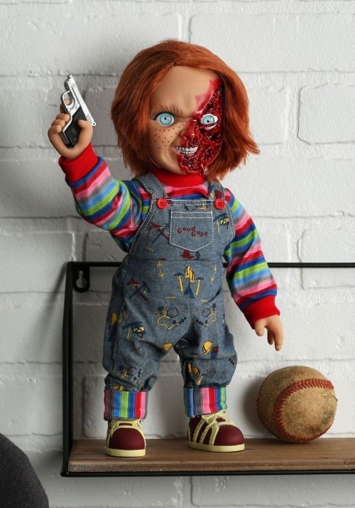 Childs Play 3 Chucky Talking Doll Pizza Face Version