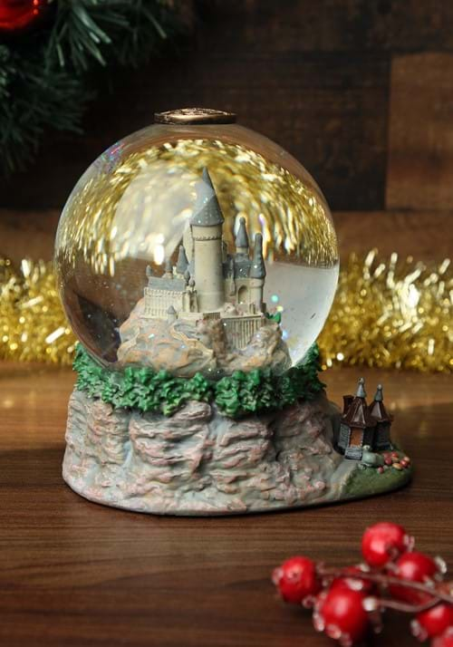 Hogwarts Castle Snow Globe-update