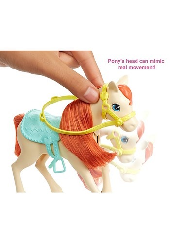 barbie hugs n horses