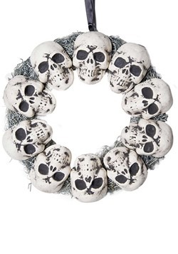 Circle of Skulls Wreath Decoration