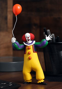 1990 Toony Terrors IT Pennywise 6 Scale Figure