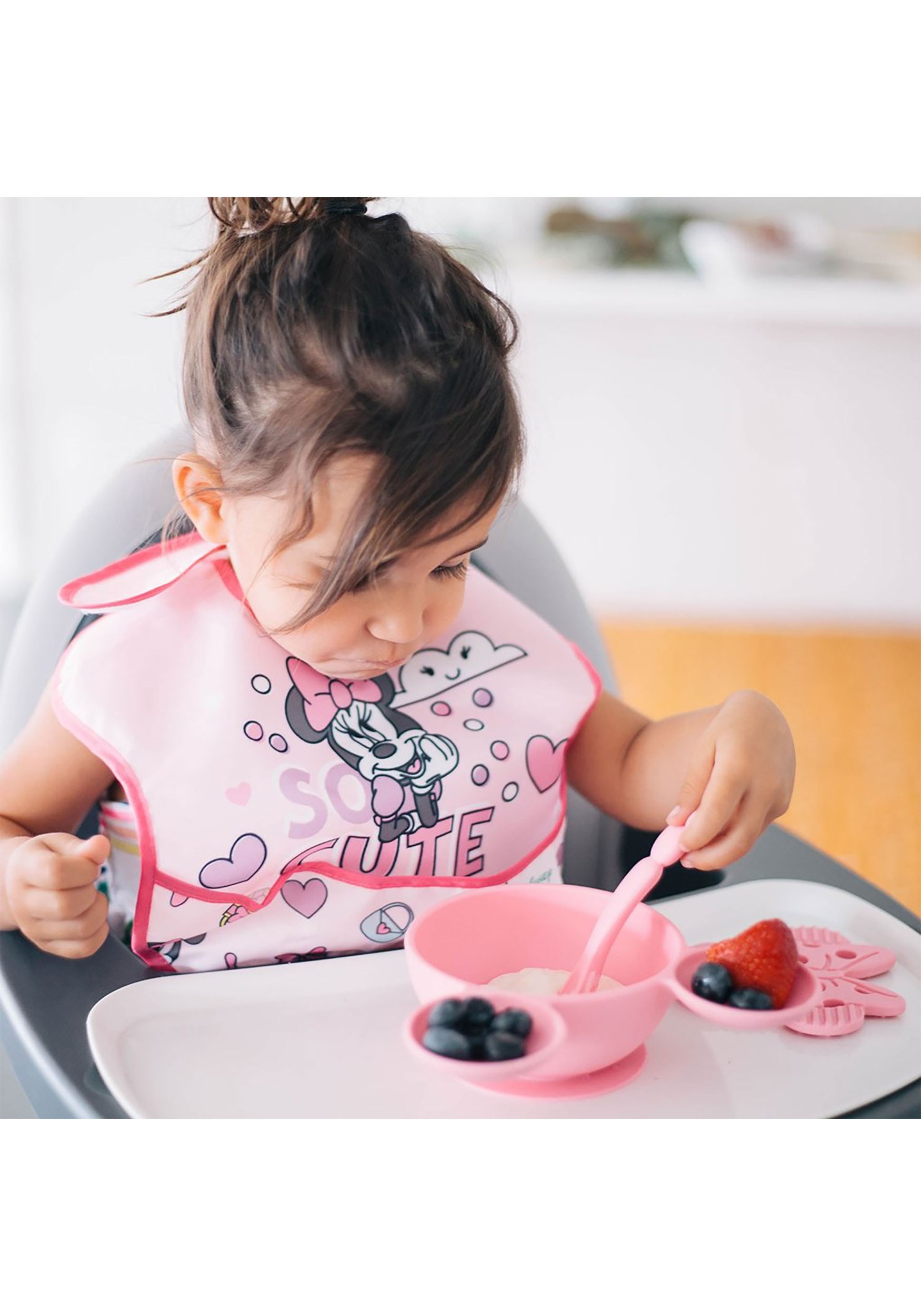 Cute Minnie Mouse Disney SuperBib 2-Pack (6-24 months) Cute Minnie Mouse Disney SuperBib 2-Pack (6-24 months)