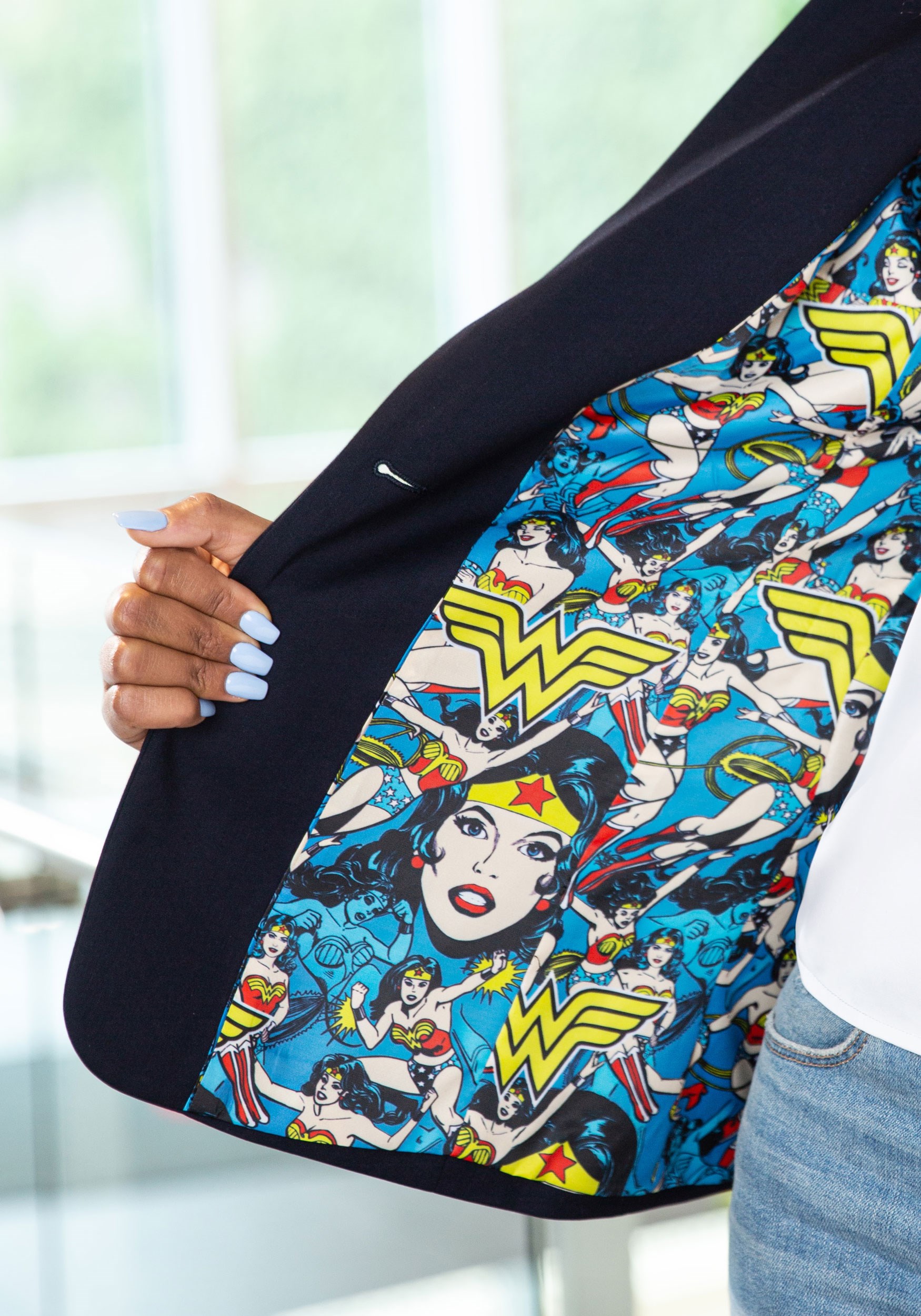 Download Women S Wonder Woman Suit Blazer