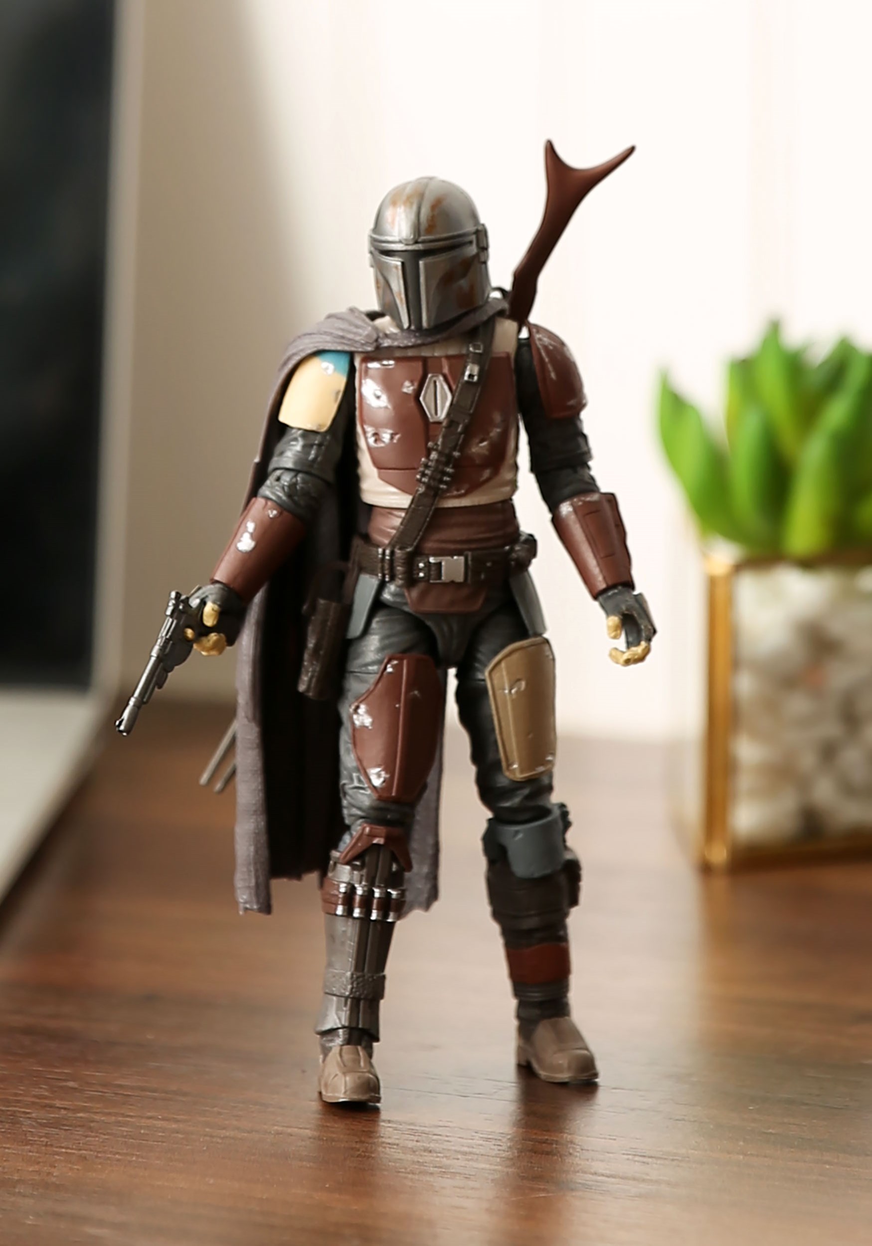 talking mandalorian action figure