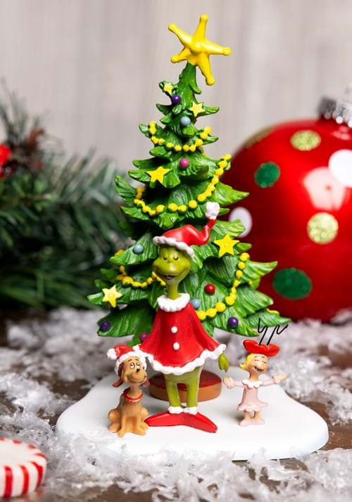 Department 56 Welcome Christmas Christmas Day Figure