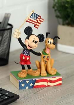 Mickey and Pluto Patriotic Statue