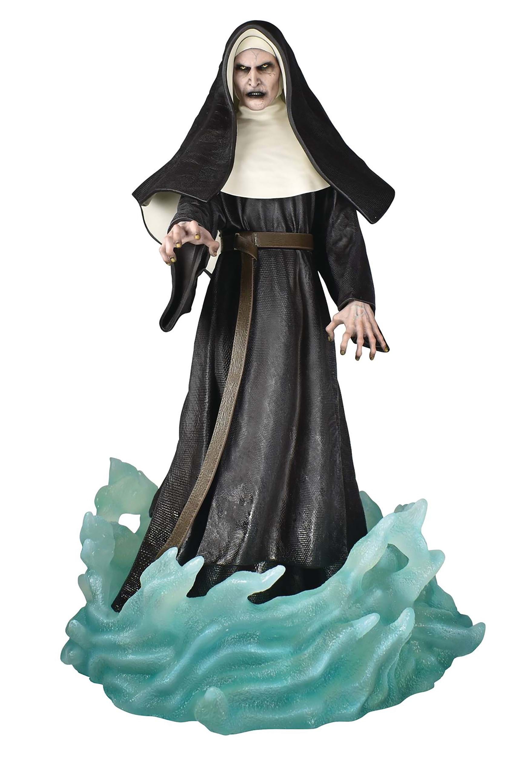 The Nun Diamond Select Gallery PVC Statue | Horror Collectibles