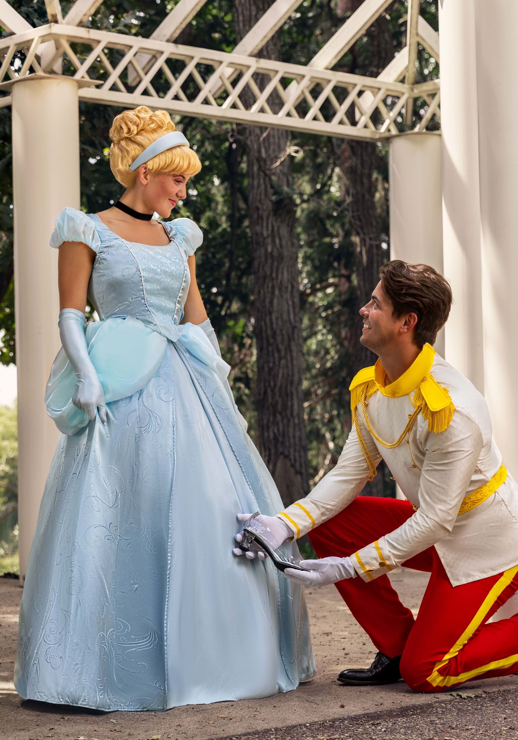 Oscars 2014: Lupita Nyong'o's powder blue princess gown draws comparison to  Cinderella – New York Daily News