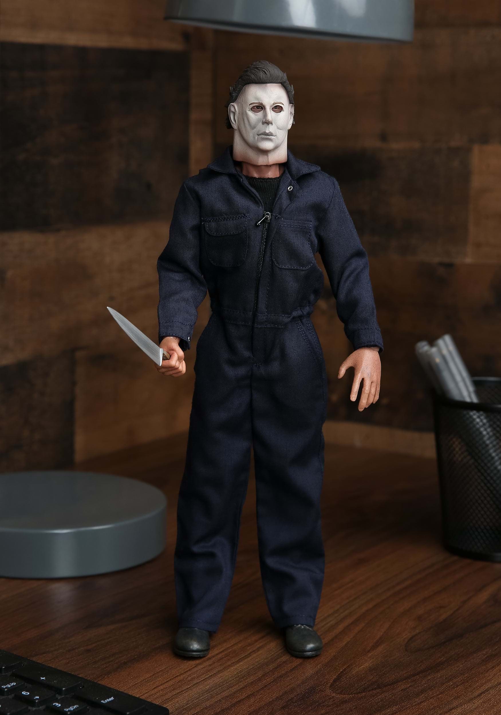 Halloween Movie - 1978 Michael Myers One:12 Collective The 6.5 Action  Figure by Mezco Toyz - A & D Products NY Corp. Cool Toy Den