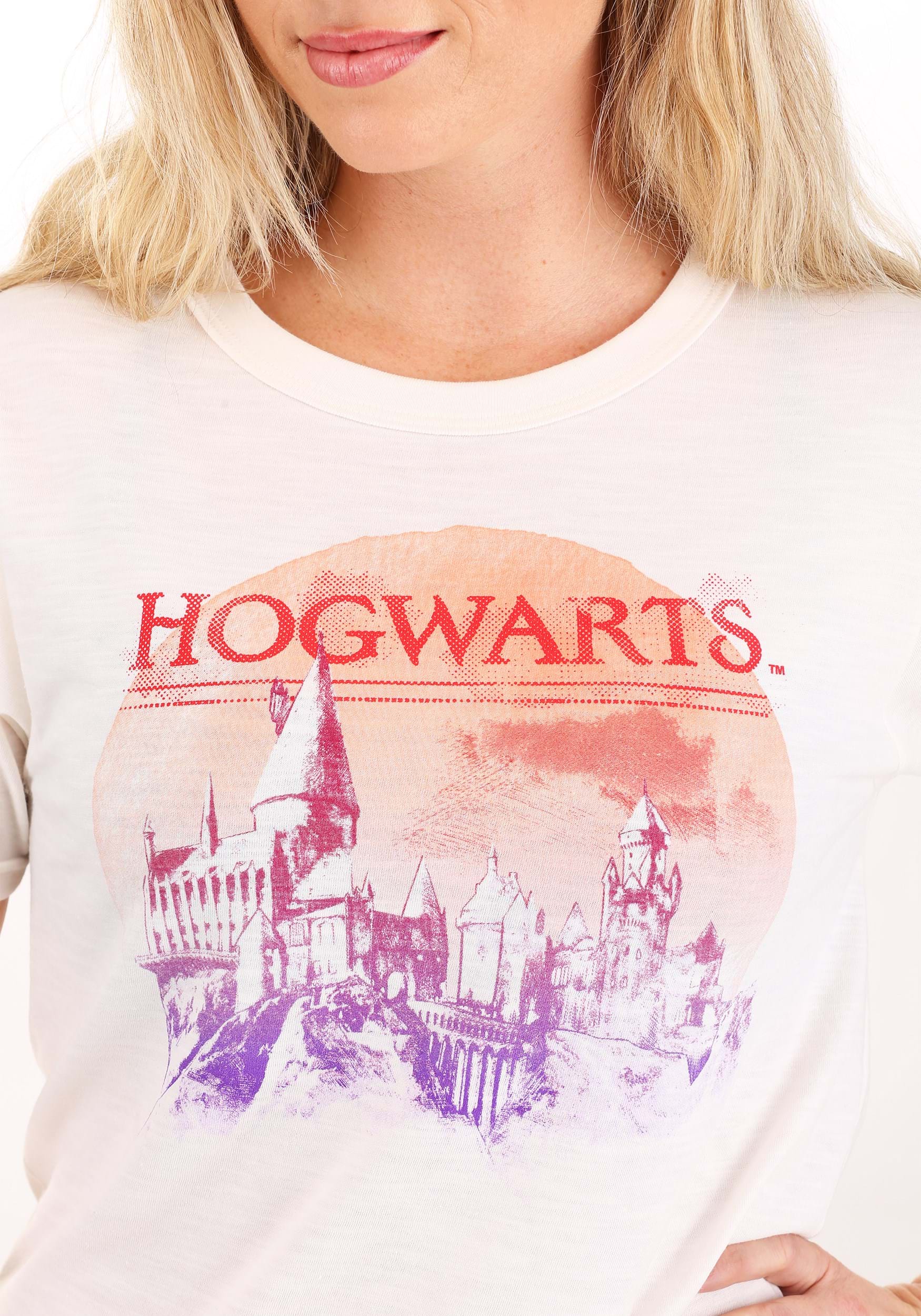 Mevrouw voering onstabiel Harry Potter Red Moon Hogwarts T-Shirt for Adults