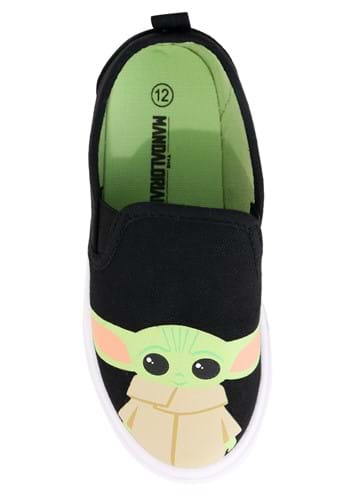 the child shoes mandalorian