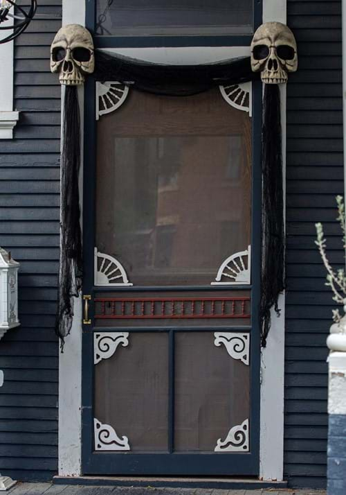 Hanging Large Skull Archway Decoration