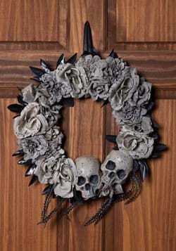 20 Inch Wreath with Skull & Roses