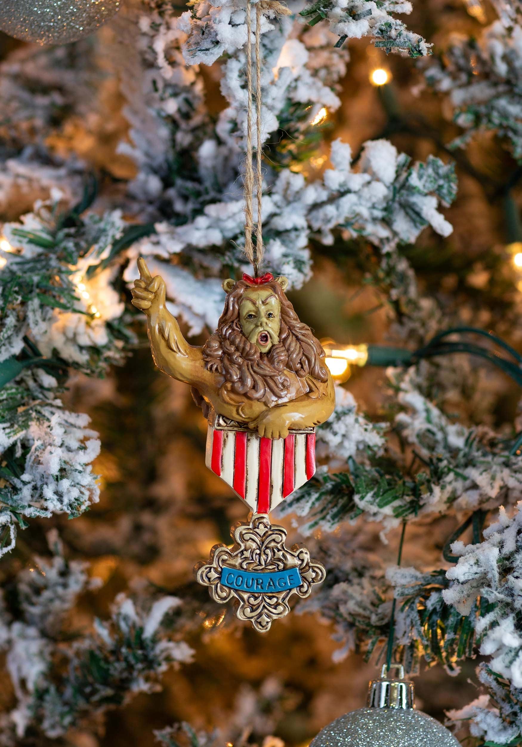 Cowardly Lion Courage Wizard of Oz Ornament