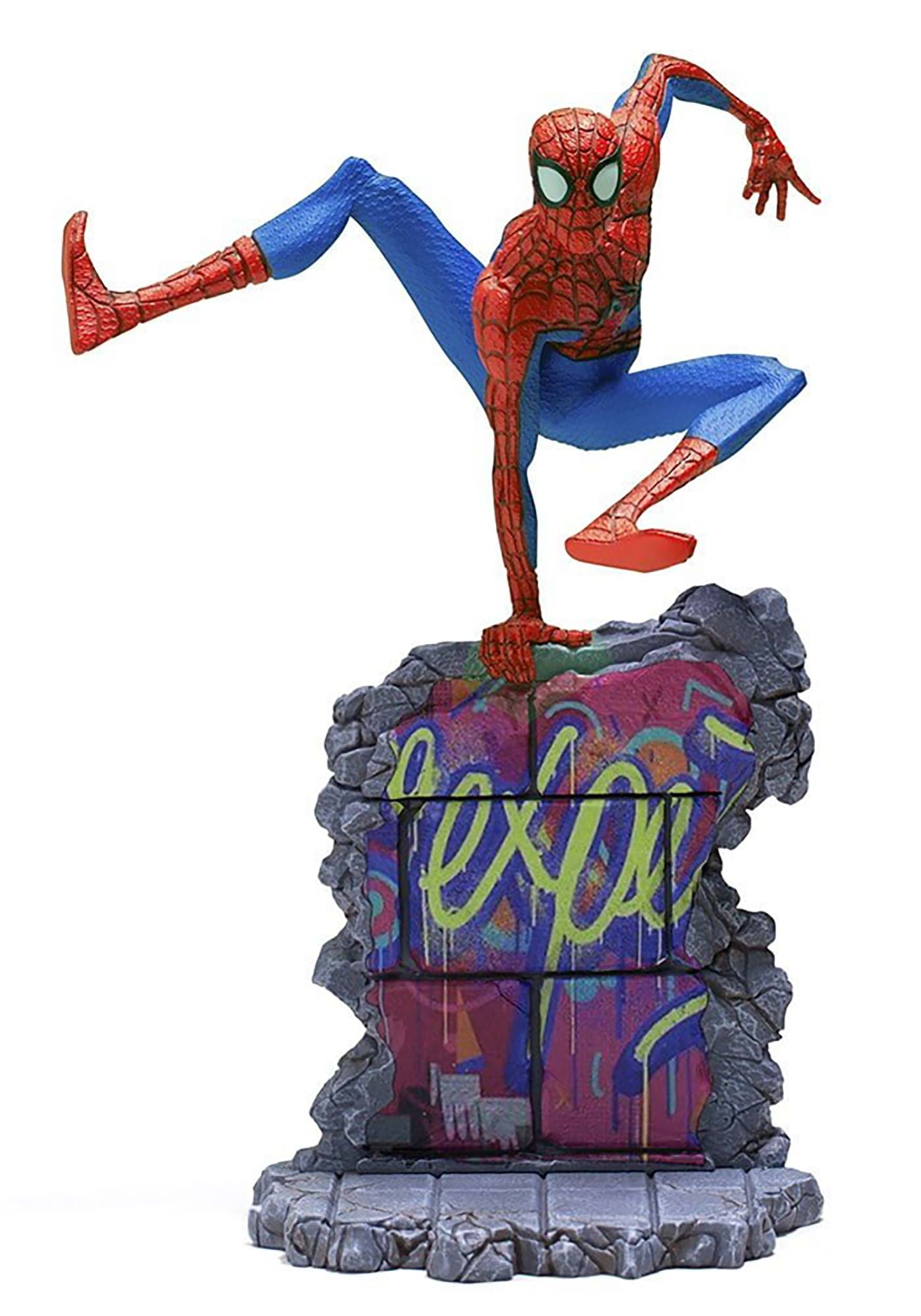 Spider-Man: Into the Spider-Verse Peter Parker 1/10 Scale Statue