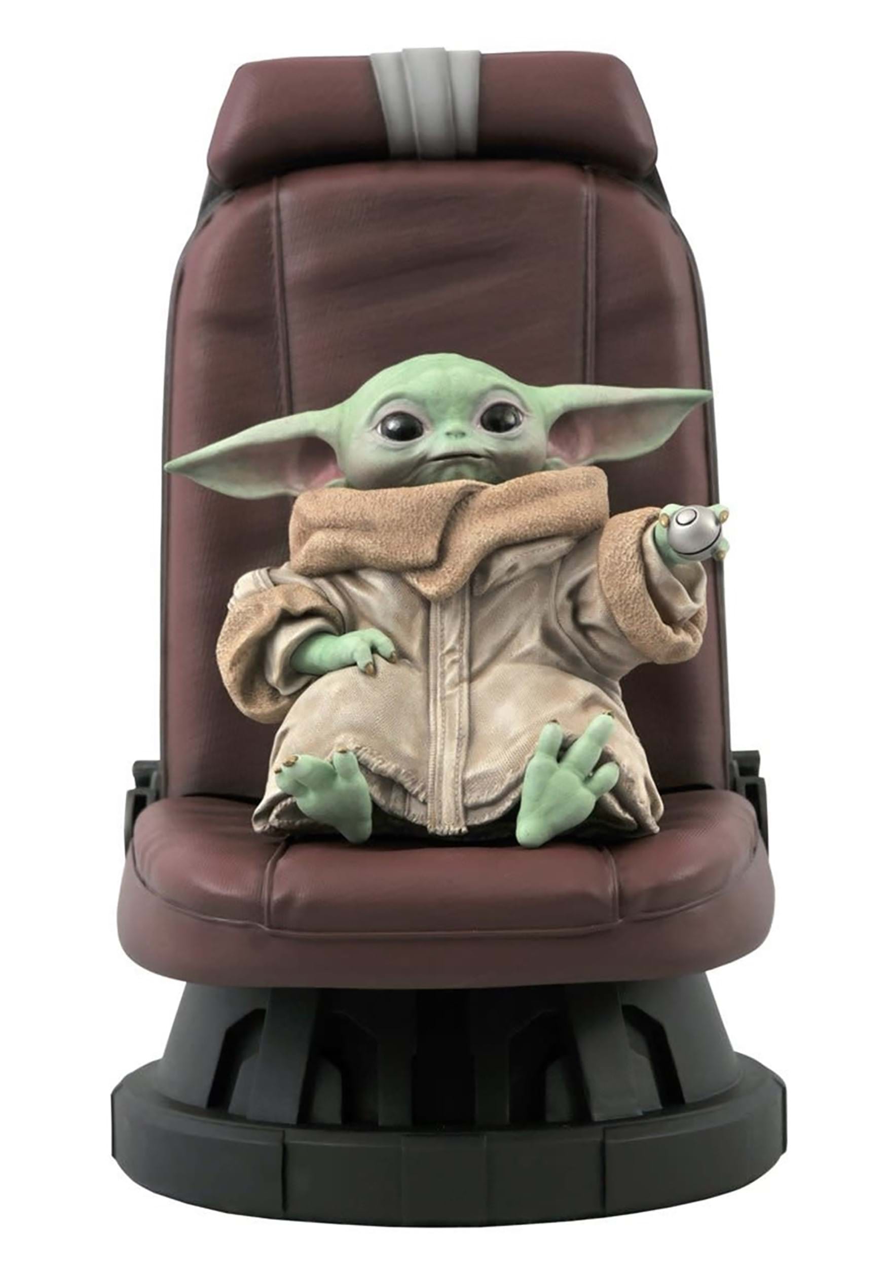 Gentle Giant Star Wars: The Mandalorian- Child in Chair Statue
