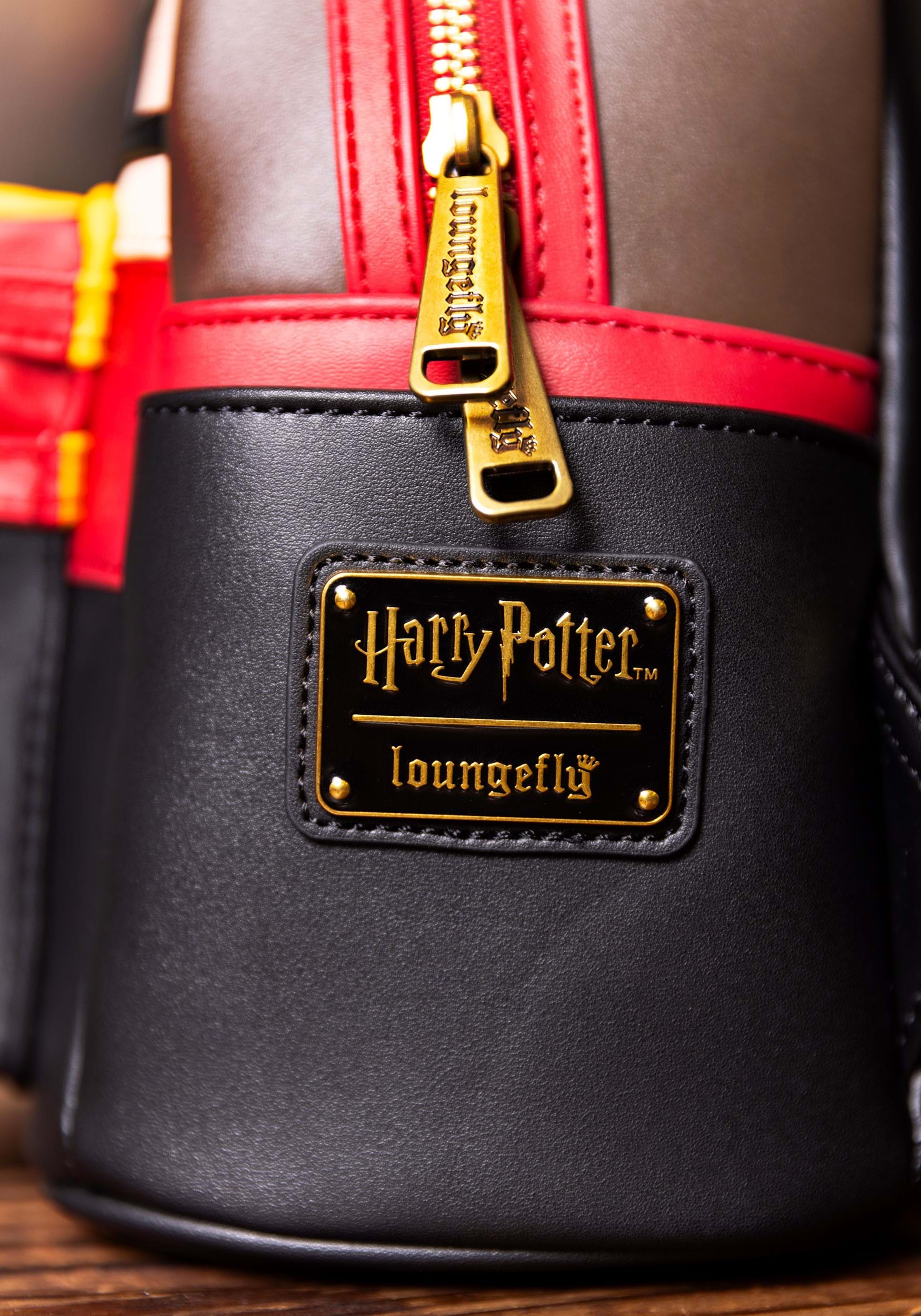 HARRY POTTER - Hogwarts Express - Mini Backpack LoungeFly 'Exclusive