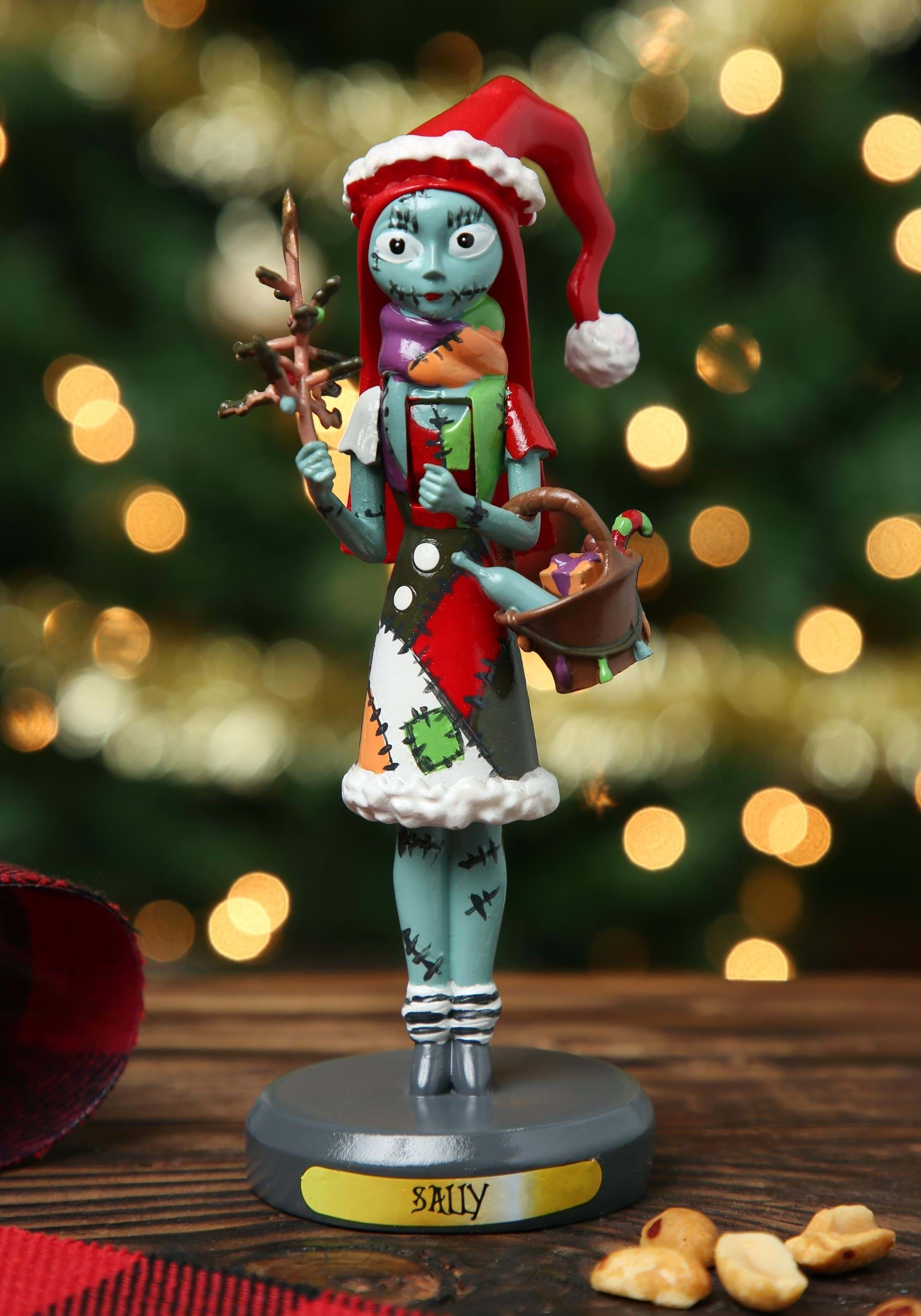 Nightmare Before Christmas Sally 6in Nutcracker