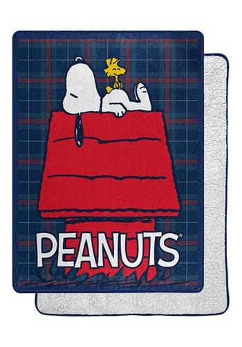 Peanuts Cozy Plaid Oversized Silk Touch Sherpa Throw