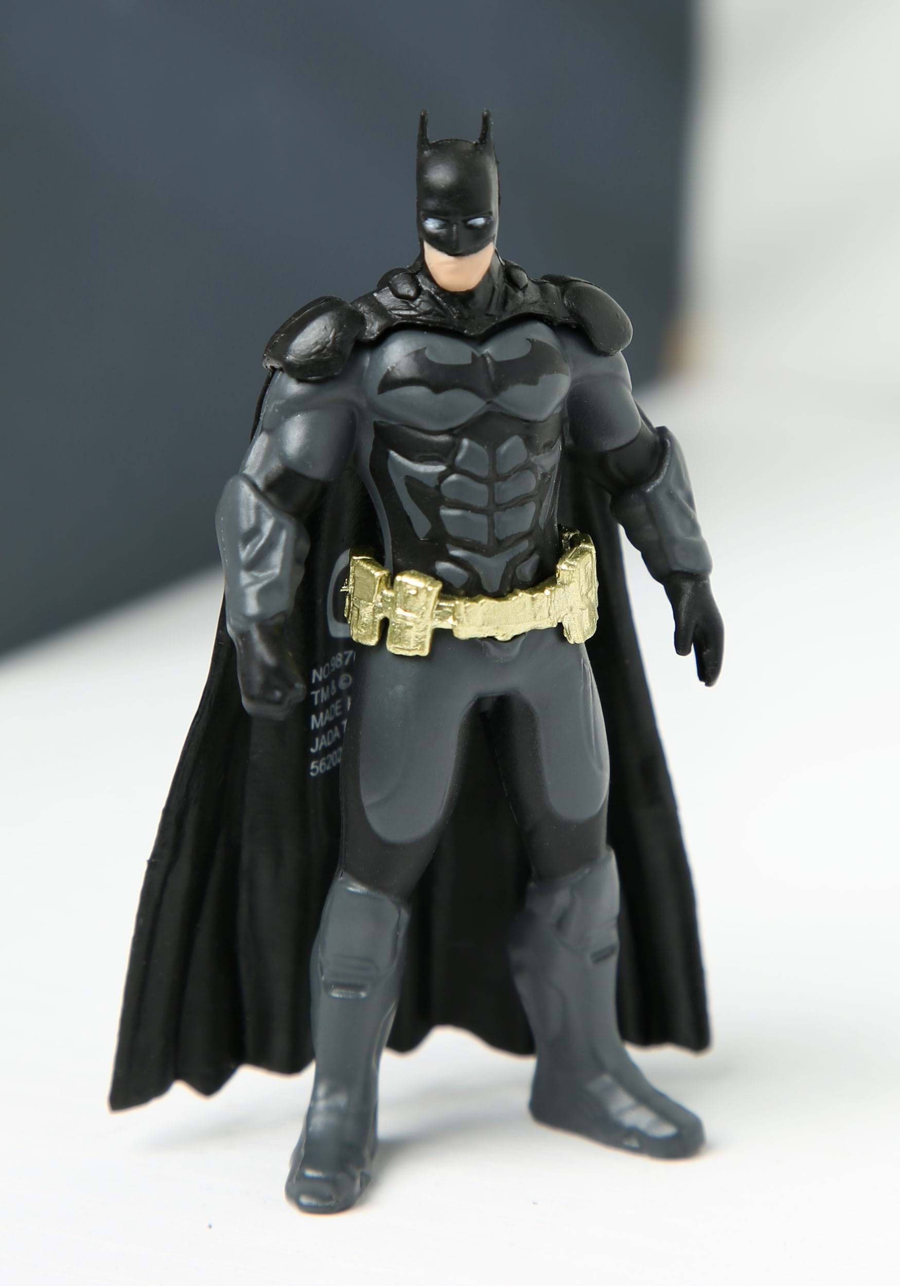 1:24 Scale Batman Arkham Knight 2015 Batmobile With Figure