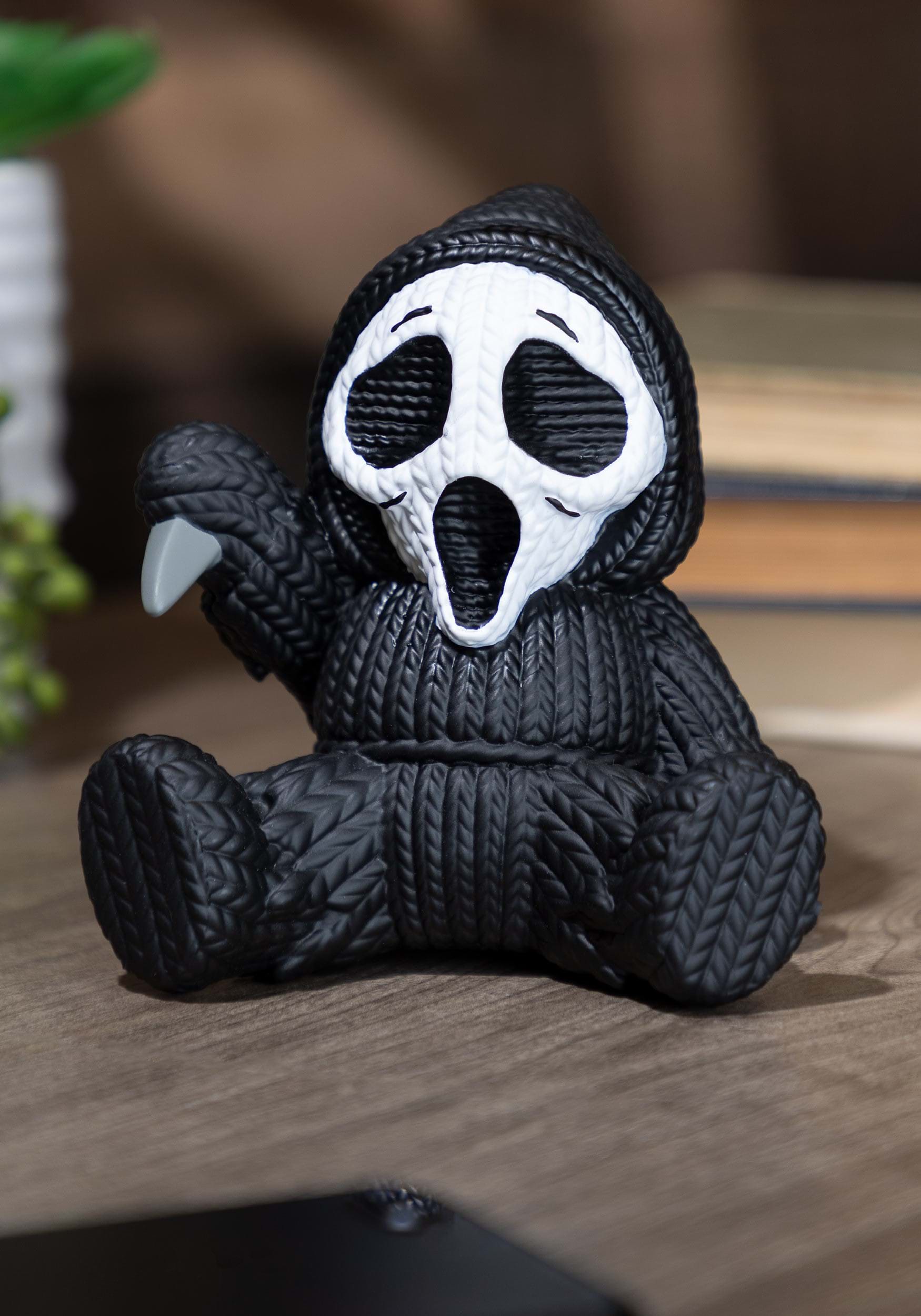 https://images.fun.com/products/76370/1-1/ghost-face-handmade-by-robots-vinyl-figure.jpg