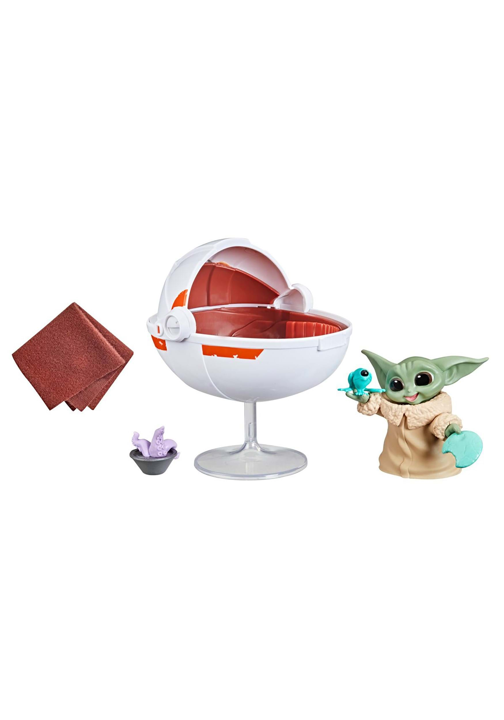 Star Wars The Bounty Collection The Child Hideaway Hover-Pram Plush 3-in-1  Action Figure 