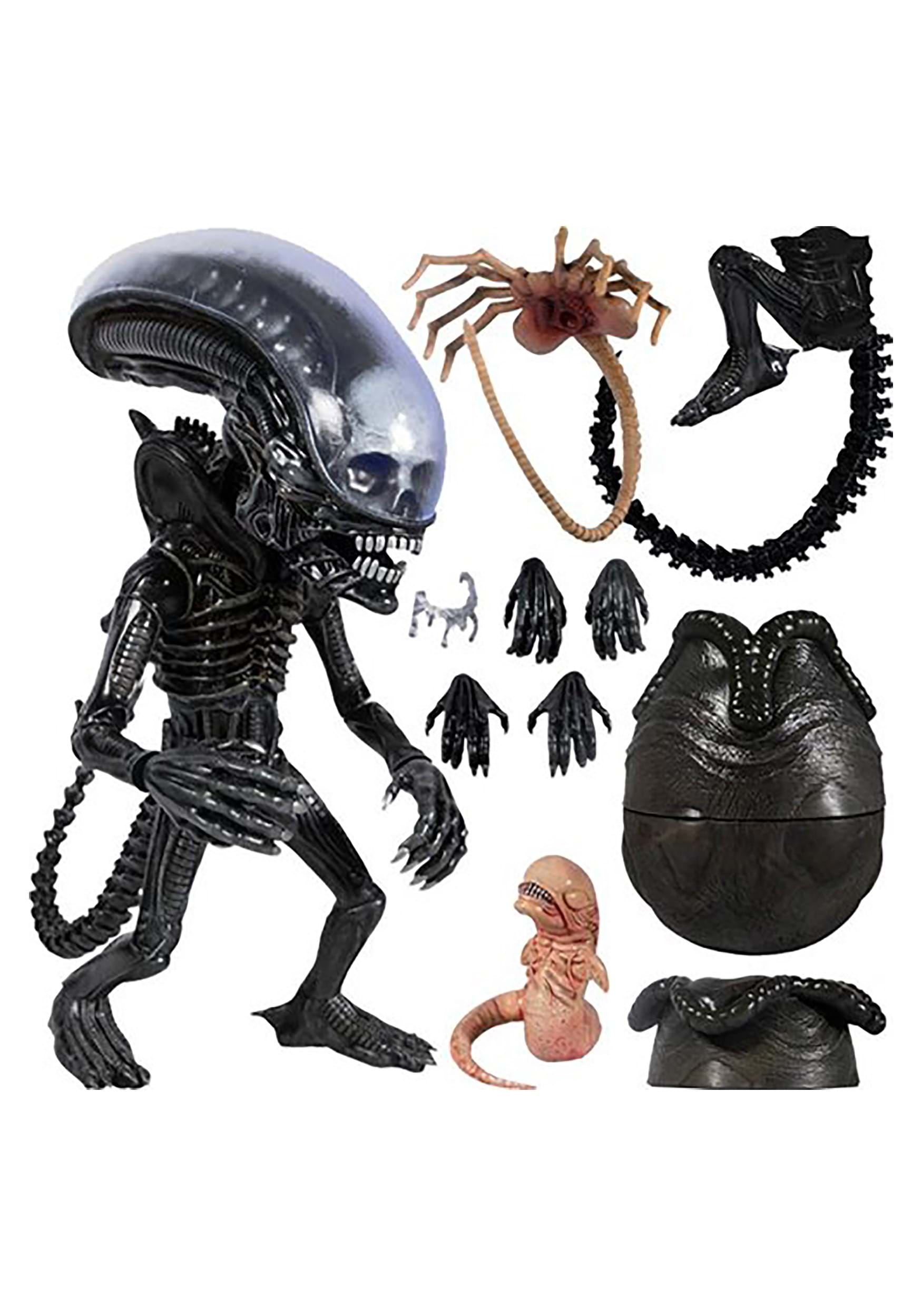 Deluxe Mezco Designer Series Alien Figure