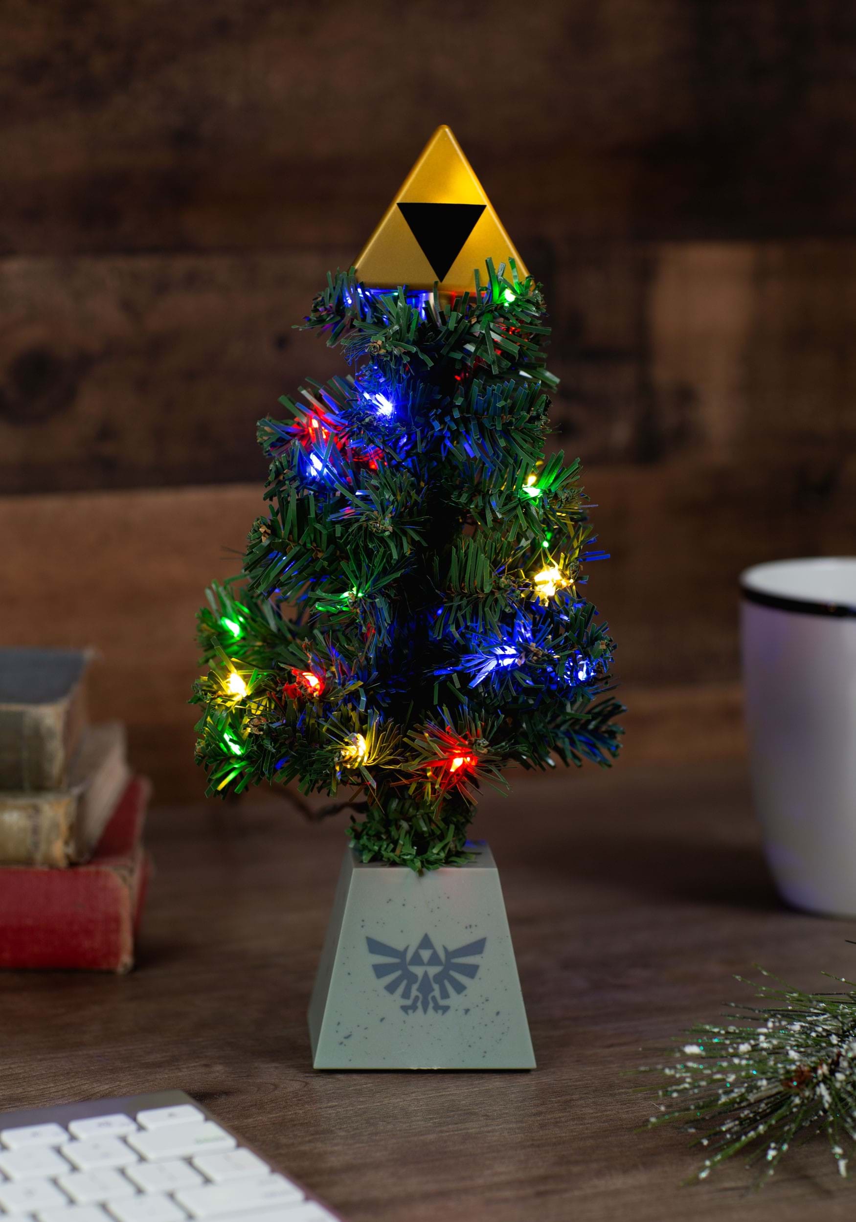 Legend of Zelda Triforce LED USB Light-Up Tree