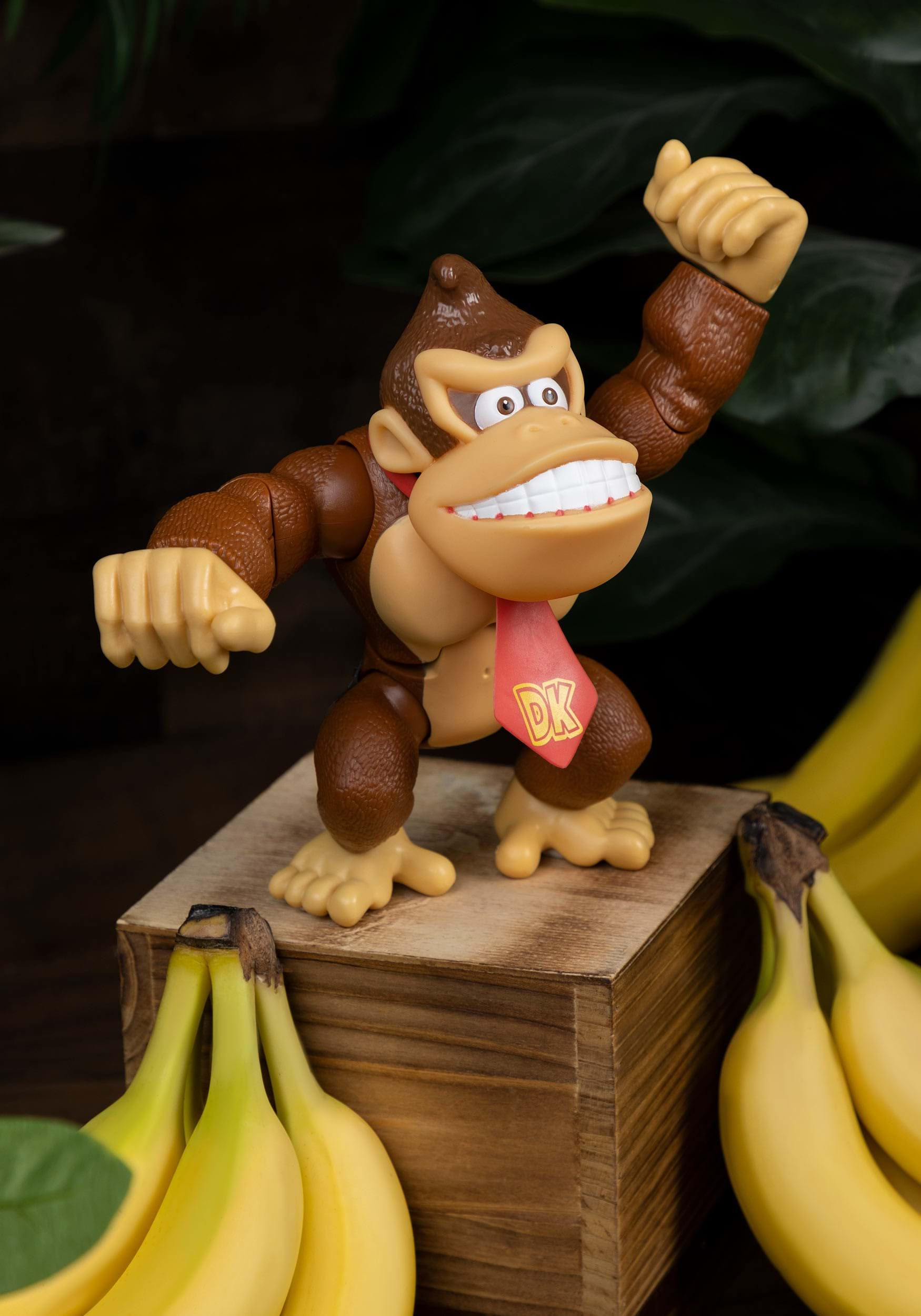 Nintendo 4 inch Donkey Kong Action Figure with Bananas Accessory 