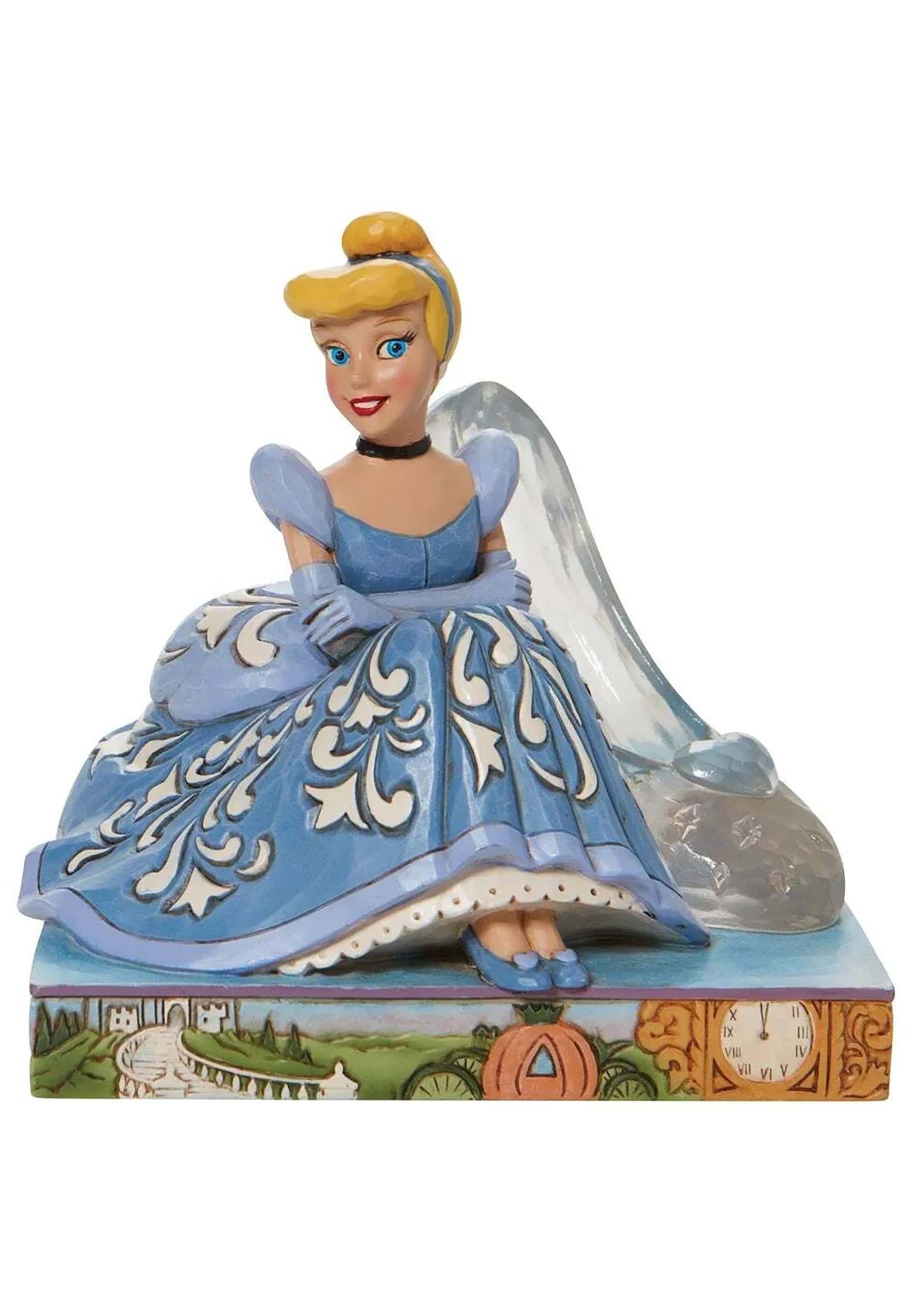 Disney Cinderella and Glass Slipper Figure