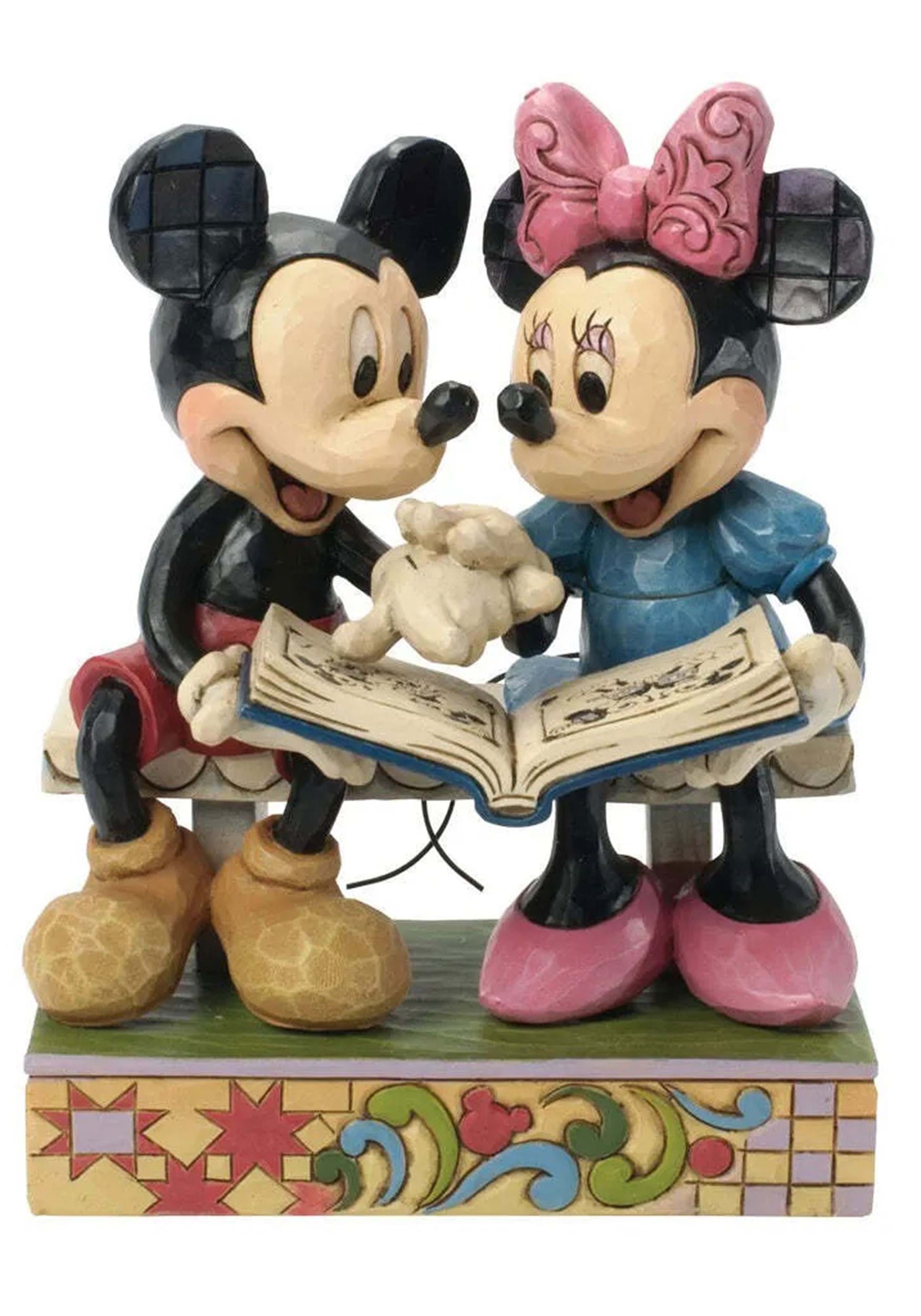 Minnie & Mickey Sharing Memories Statue