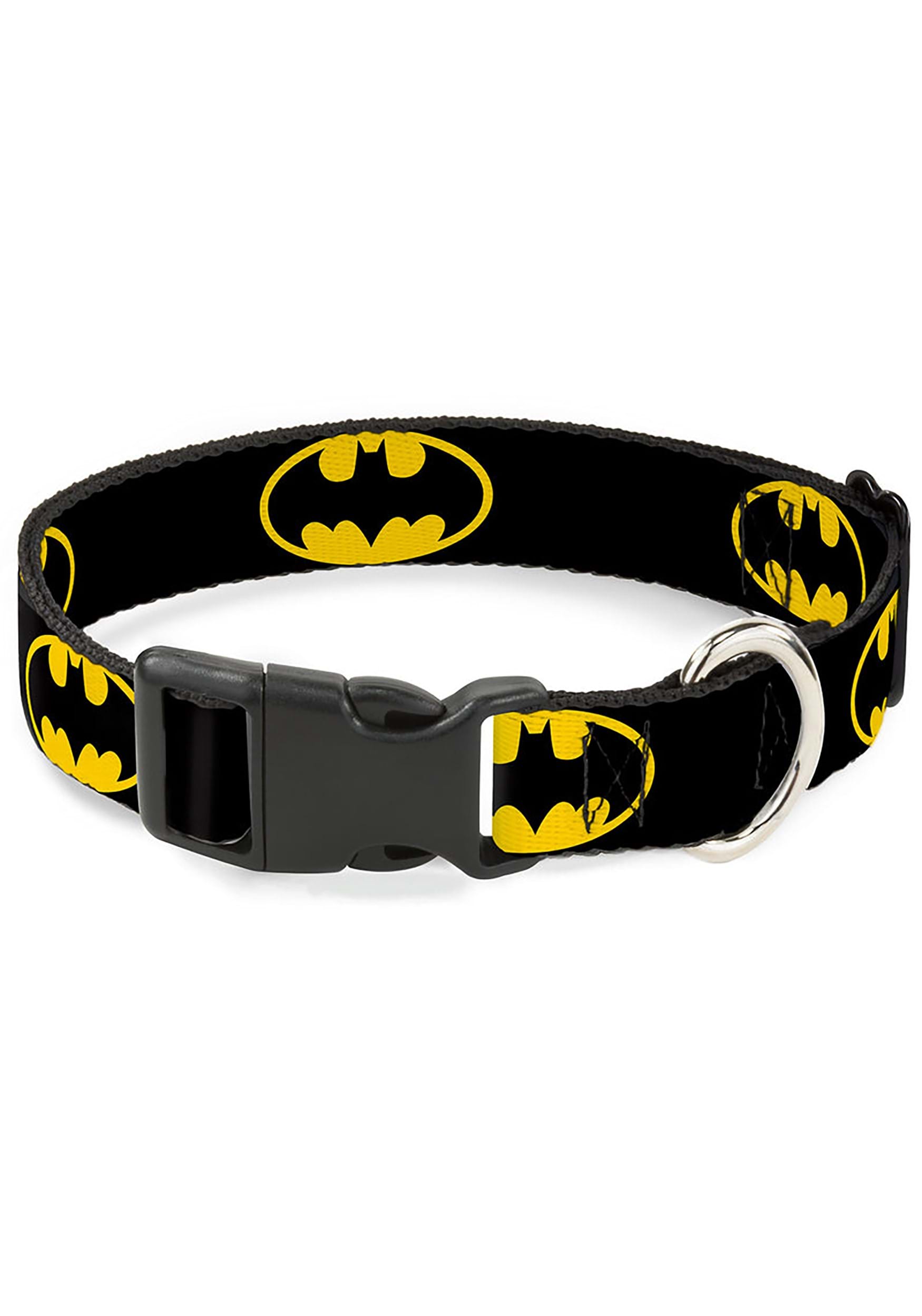 DC Comics Batman Shield Plastic Clip Pet Collar