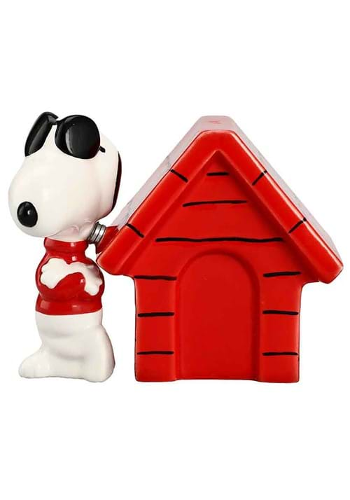 Peanuts Snoopy Joe Cool Ceramic Salt and Pepper Set