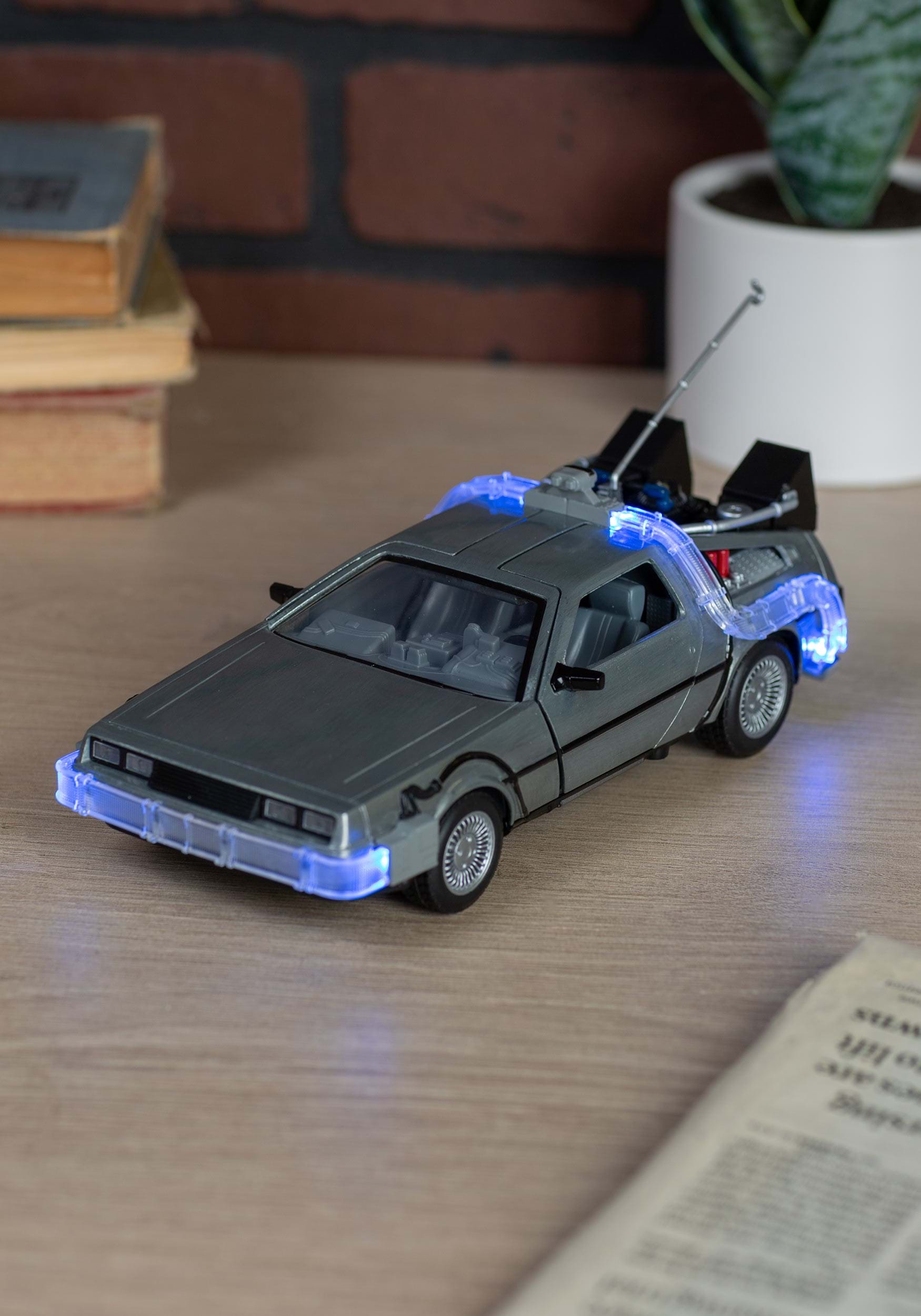 Back to the Future Part 1 1:24 Scale Time Machine