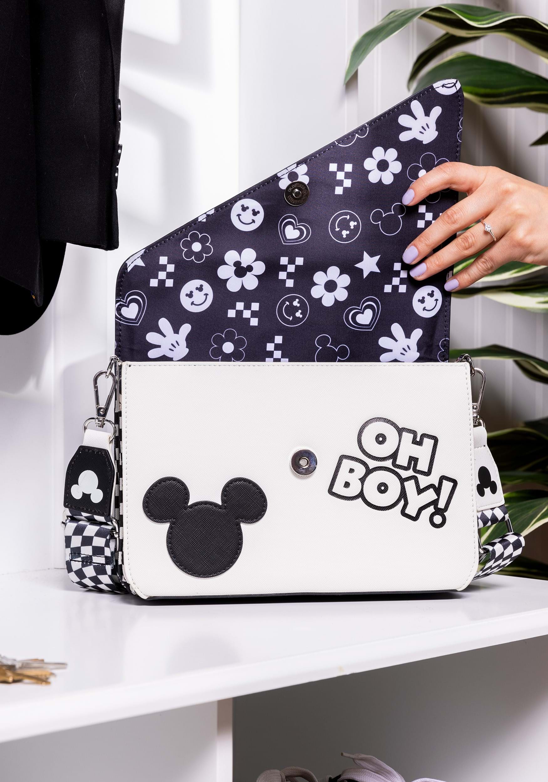 Disney Mickey and Minnie Mouse Crossbody Bag & Tech Pouch Bioworld 2 Pc Set  New | eBay